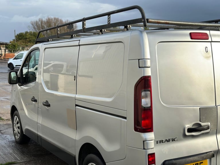 2019 Renault Trafic 1.6 dCi ENERGY 27 Business+ SWB Standard Roof Euro 6 (s/s) 5dr PANEL VAN Dies...