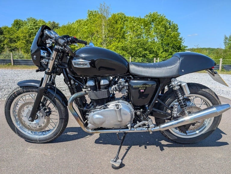 2016 TRIUMPH THRUXTON