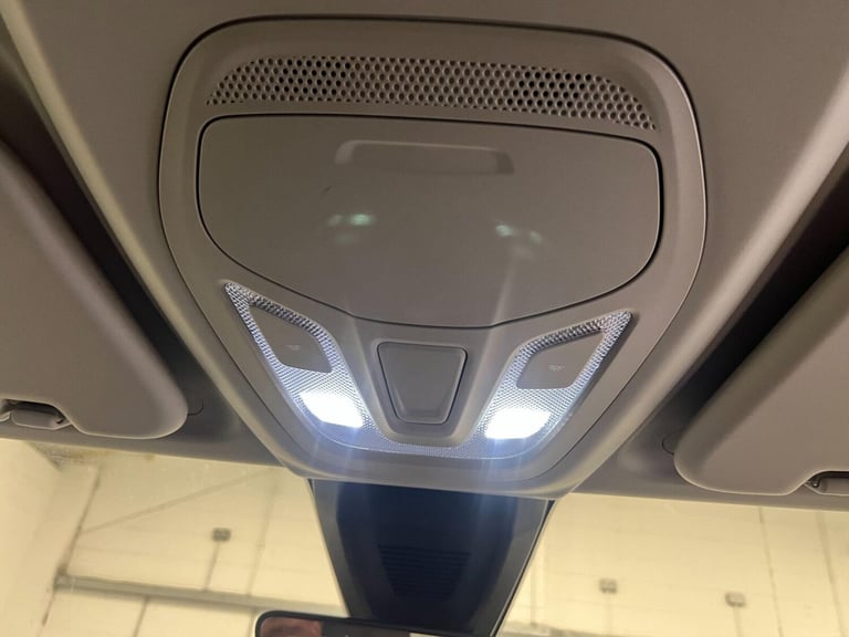 2022 Maxus Deliver 9 2.0 D20 Chassis Cab 2dr Diesel Manual RWD L2 Euro 6 (s/s) (150 ps) Tipper Di...