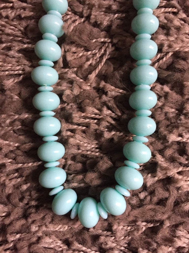 Costume Jewellery Necklace. 23" approx 