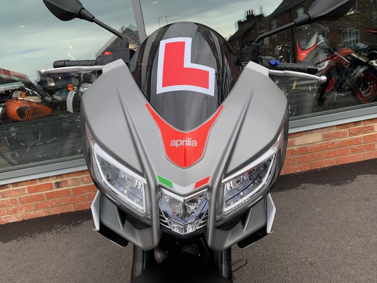 Aprilia Tuono 125 - 2-YEAR/5000-MILE WARRANTY