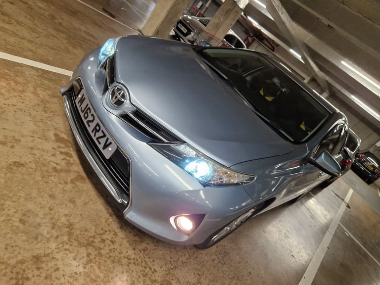 BARGAIN, Toyota, AURIS, Hatchback, 2013, Manual, 1598 (cc), 5 doors