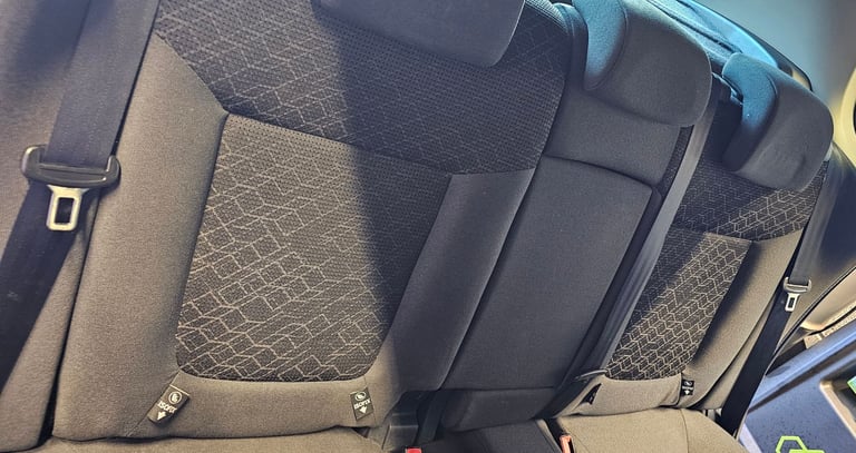 Peugeot, 3008, Hatchback, 2015, Manual, 1199 (cc), 5 doors