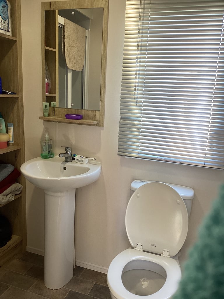 ABI 2018 Static Caravan - 36’ x 12’ - 8 Berth - 2 wc’s - 3 Bedroom’s 
