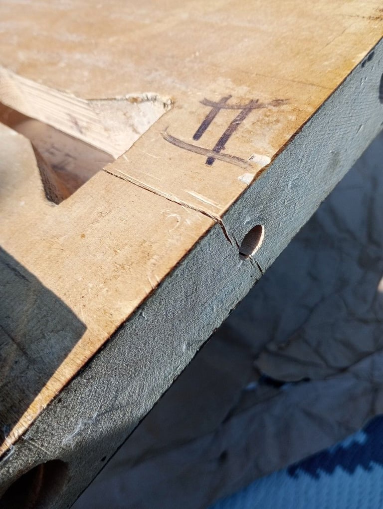 Wood Sleigh Bed Frame King Size (parts needed)