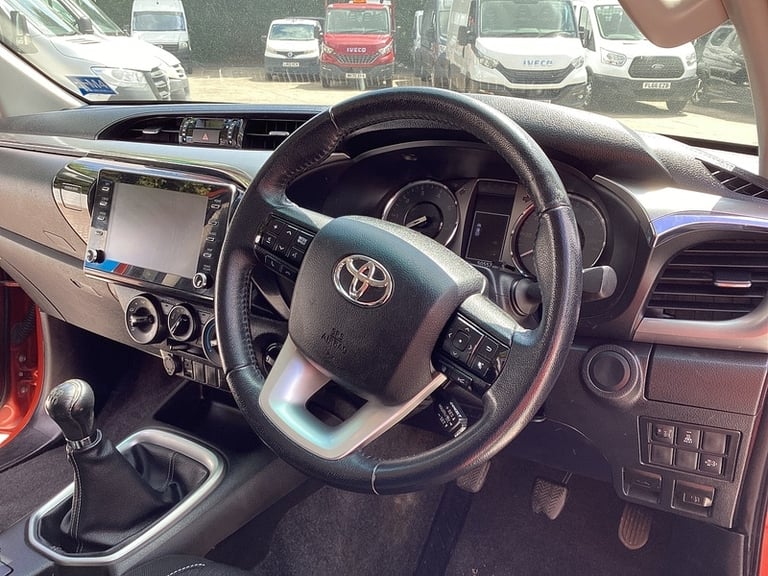 2022 Toyota Hilux D-4D Icon 4X4 D/C A/C Euro 6 Pickup Diesel Manual