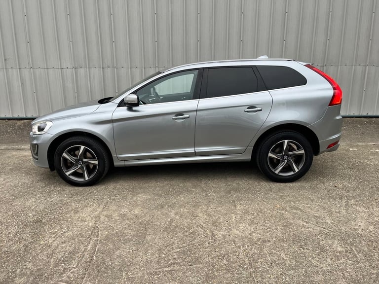 VOLVO XC60 2.0 R-Design Lux D4 (181hp) Silver Auto Diesel 2015