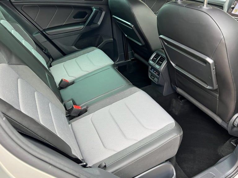 2020 Volkswagen Tiguan 2.0 TSI R-Line Tech SUV 5dr Petrol DSG 4Motion Euro 6 (s/s) (190 ps) ESTAT...