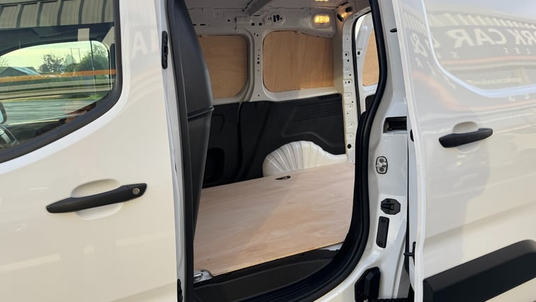 2024 Vauxhall Combo 1.5 Turbo D 100ps Prime H1 Van PANEL VAN Diesel Manual