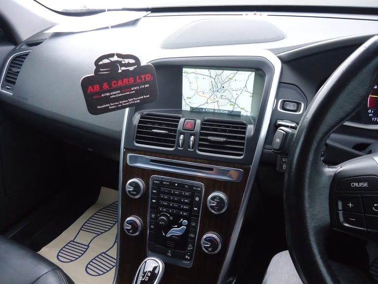 2015 VOLVO XC60 D4 [190HP] 2.4 DIESEL AWD AUTOMATIC SERVICE HISTORY WE PUT NEW T