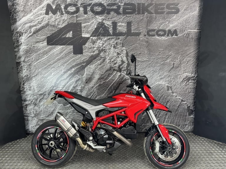 DUCATI HYPERMOTARD 821 2015