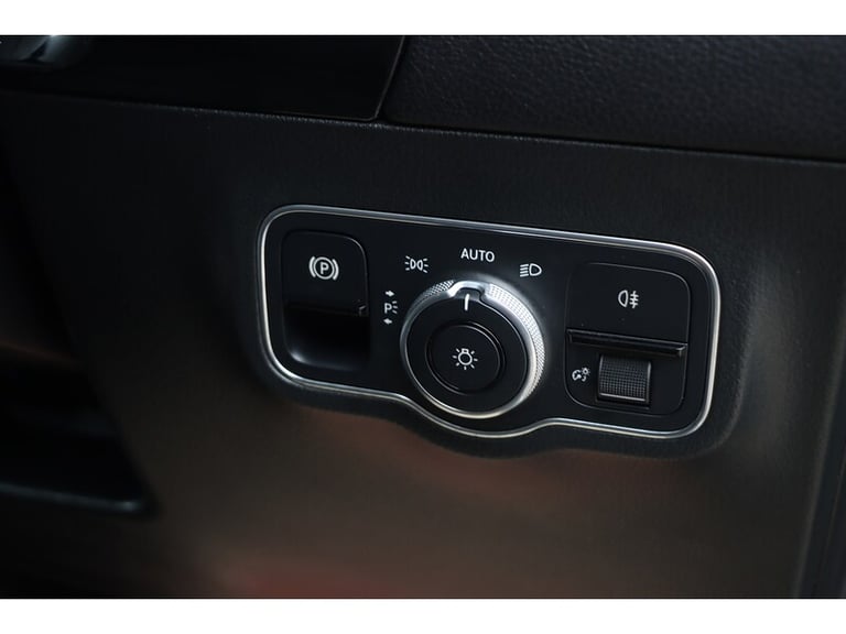 2019 Mercedes-Benz B-Class B200 AMG Line MPV Petrol Automatic