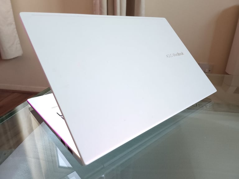 ❤️ ASUS VivoBook S14 i5-10210 8GB RAM 256GB SDD LED NumberPad Harman Kardon Pearlescent White Laptop