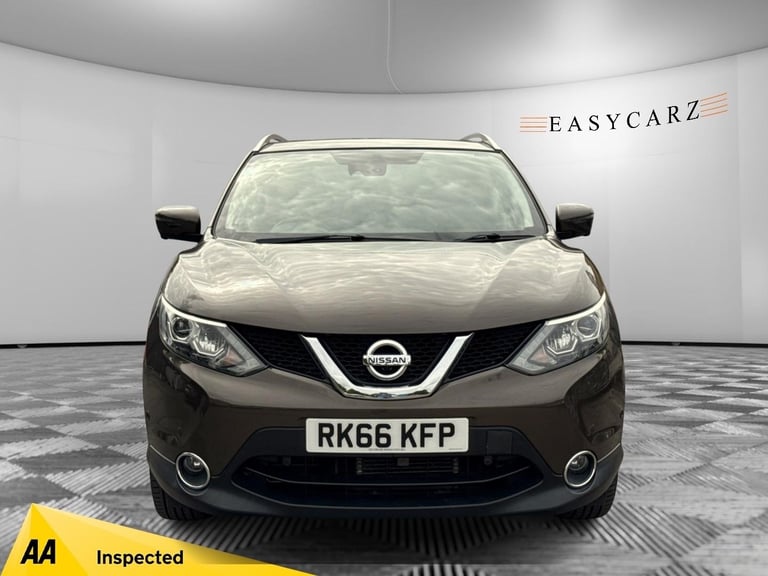 image for 2016 Nissan Qashqai 1.2 DIG-T Tekna XTRON 2WD Euro 6 (s/s) 5dr HATCHBACK Petrol Automatic