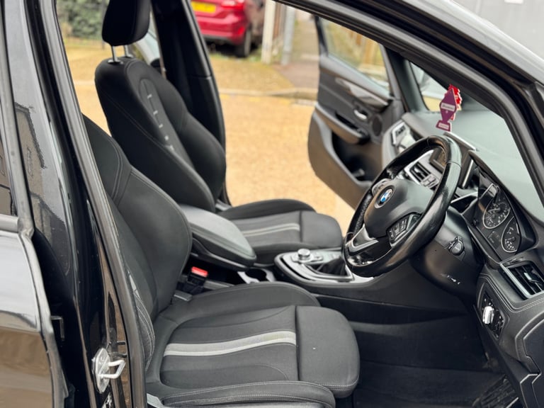 BMW, 2 SERIES, Hatchback, 2016, Semi-Auto, 1995 (cc), 5 doors