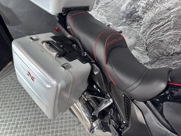 HONDA CROSSTOURER 1200 VFR1200X CROSSTOURER 2016