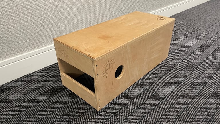 image for Wooden gym bench
