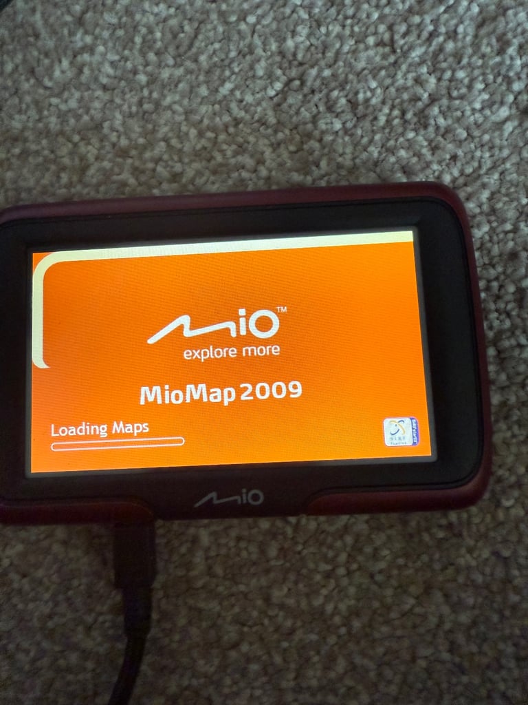  Mio M400 Sat Nav Navigation GPS UK & Ireland