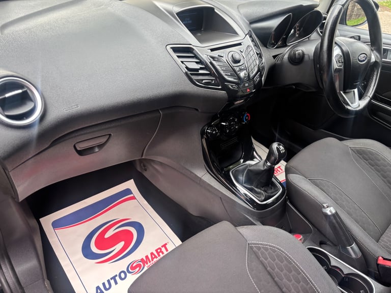 Ford, FIESTA, Hatchback, 2013, Manual, 1560 (cc), 3 doors