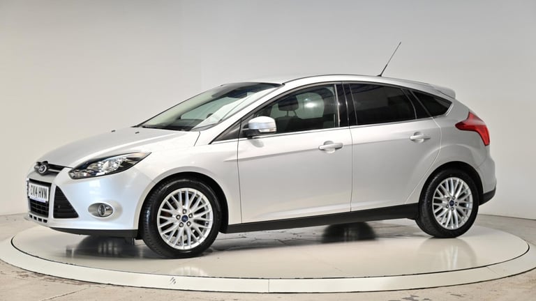2014 Ford Focus 1.6 TDCi Zetec Euro 5 (s/s) 5dr HATCHBACK Diesel Manual