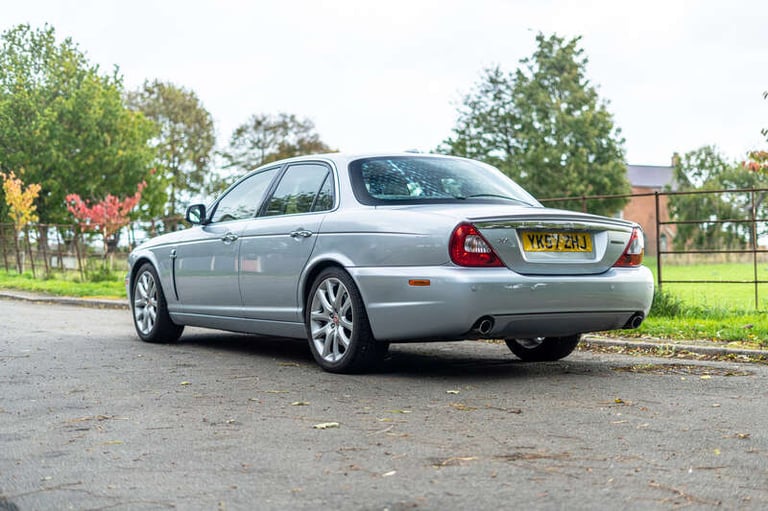 2007 Jaguar XJ XJ 2.7 TDVi Sovereign 4dr Auto SALOON DIESEL Automatic