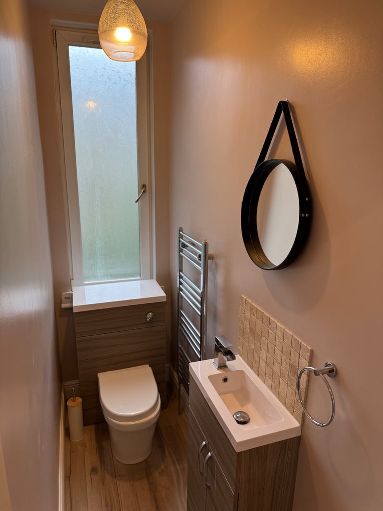 Stunning 1 bed 1 box room with en suite