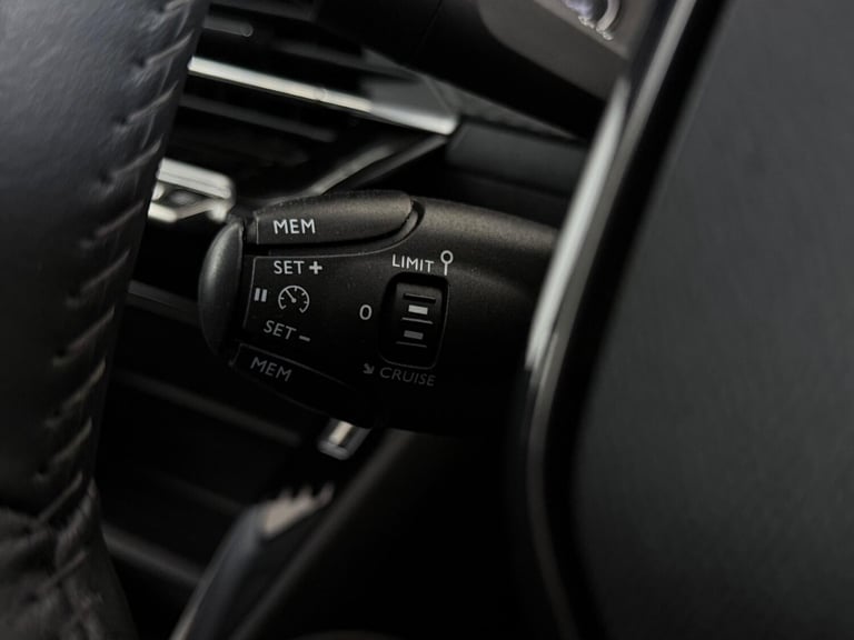2021 Peugeot 208 1.2 PureTech Active Premium Euro 6 (s/s) 5dr HATCHBACK Petrol Manual