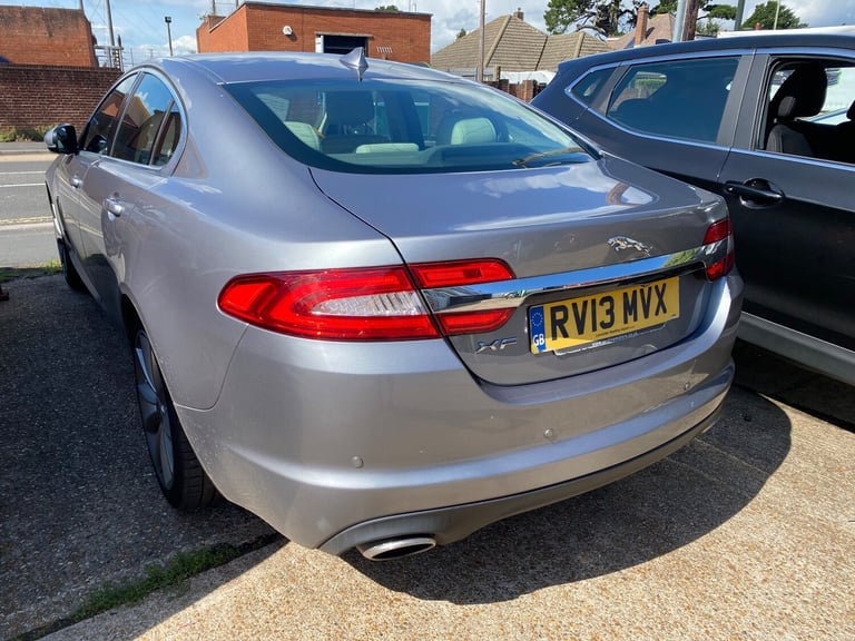 2013 Jaguar XF 3.0d V6 Premium Luxury 4dr Auto Diesel