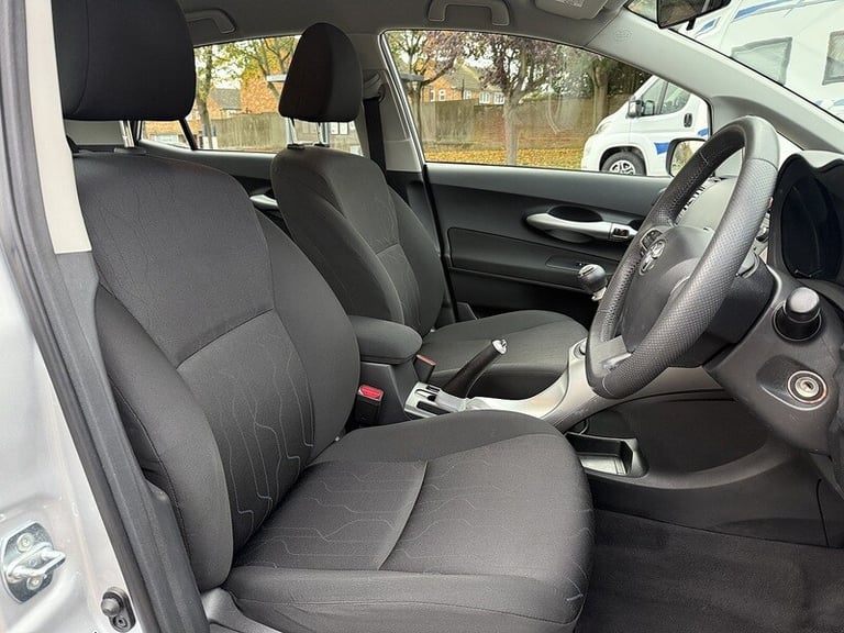 2010 Toyota Auris VVT-i T2 Hatchback Petrol Manual