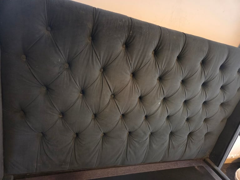 Dreams king size sleep motion bed 