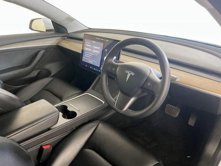 2021 Tesla Model 3 (Dual Motor) Long Range Auto 4WDE 4dr Automatic Saloon Electric Automatic