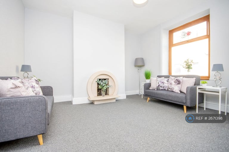 3 bedroom house in Palmerston Street, Padiham, Burnley, BB12 (3 bed) (#2671398)