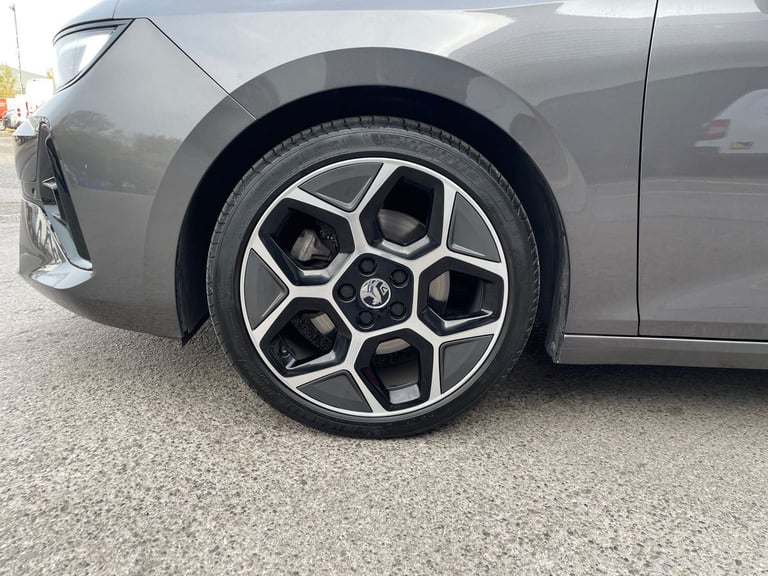  Vauxhall Astra Sports 1.2 Turbo Ultimate Sports Tourer 5dr Petrol Auto Euro 6