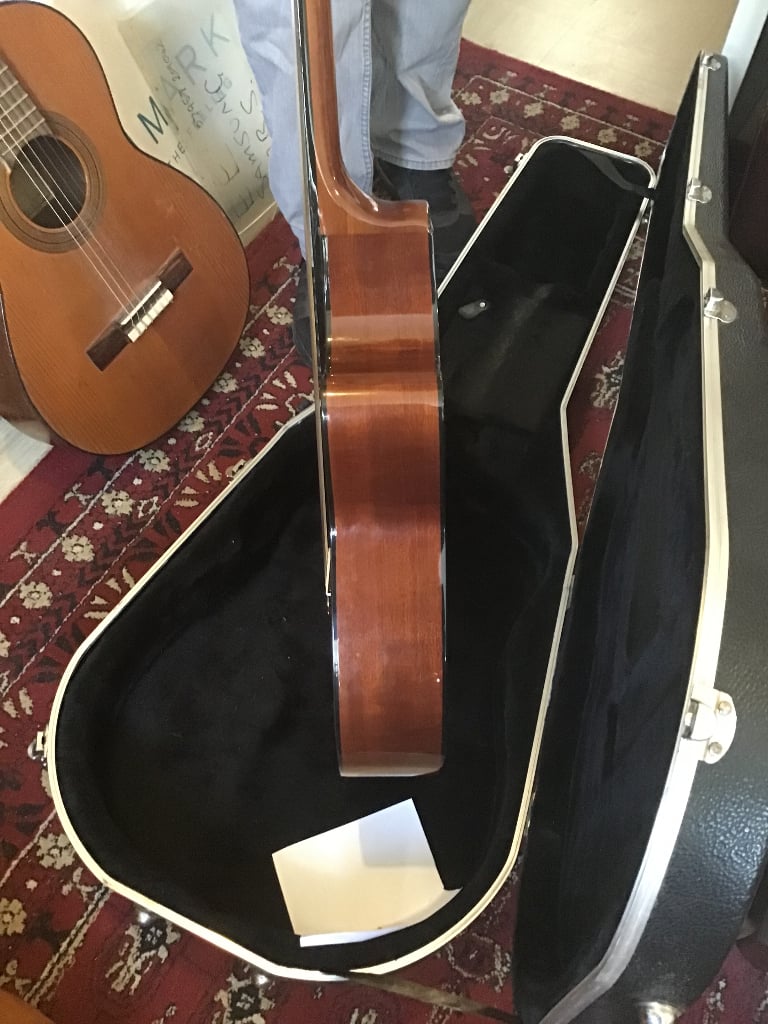 Yamaha CGX-111SCA