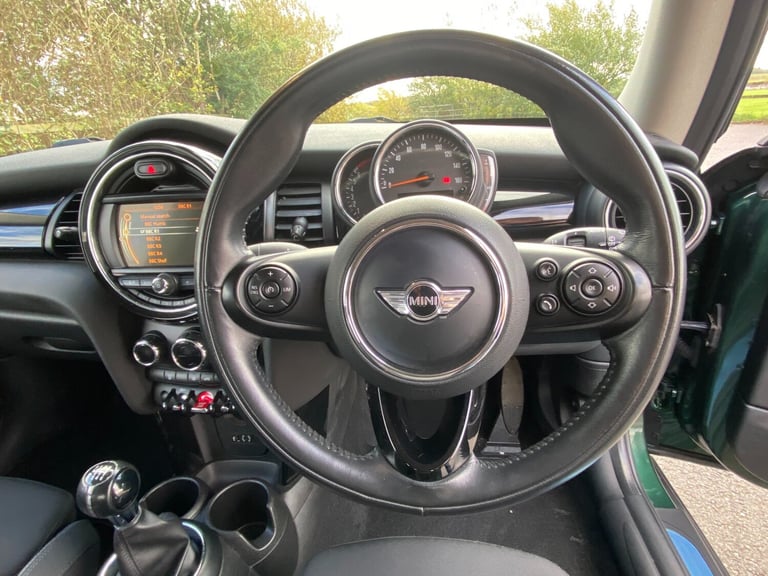 2017 MINI Hatch 2.0 Cooper S 3dr - Chili Pack &amp; Cruise Control &amp; Parking Sensors HATCHBAC...