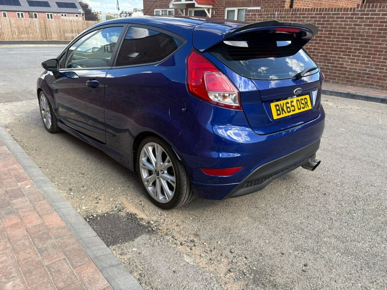 2015 Ford Fiesta 1.0 EcoBoost 125 Zetec S 3dr HATCHBACK Petrol Manual
