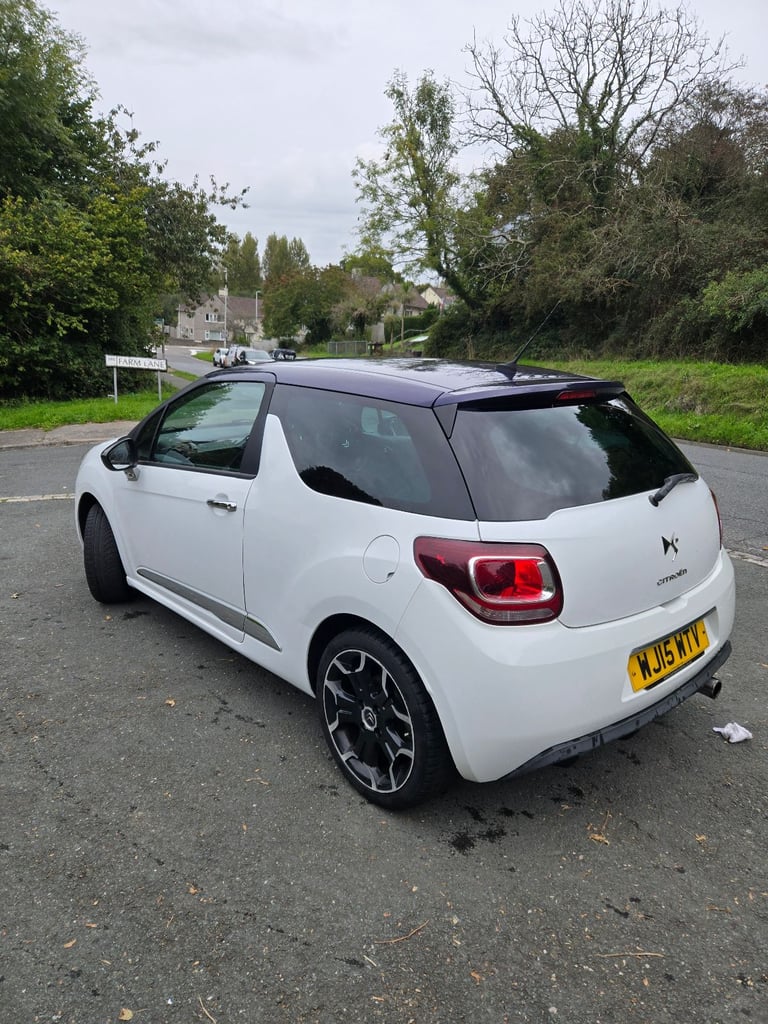 Citroen, DS3, Hatchback, 2015, Manual, 1199 (cc), 3 doors