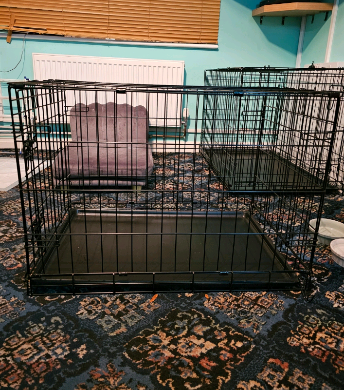 Dog cage + bed 