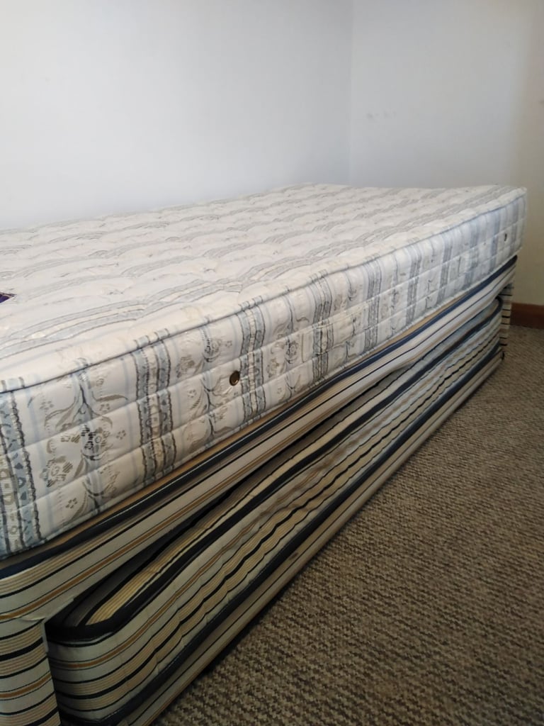 image for Single bed with trundle bed underneath 