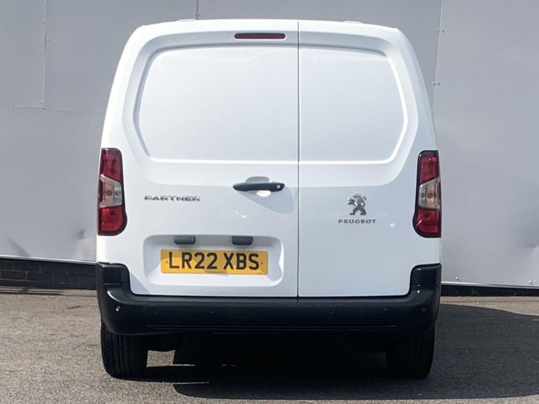 2022 Peugeot Partner 1.5 BlueHDi 850 Professional Premium Long Crew Van LWB Euro 6 6dr PANEL VAN ...