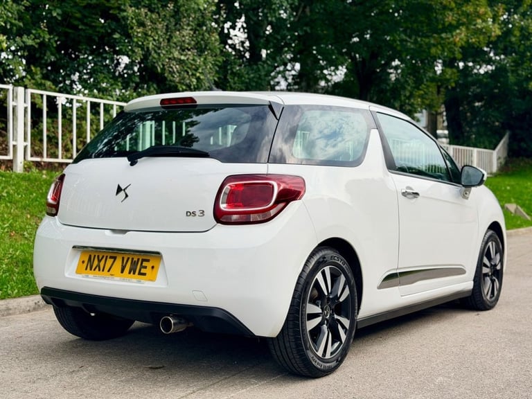 2017 DS Automobiles DS 3 1.2 PureTech Chic Hatchback 3dr Petrol Manual Euro 6 (82 ps) Hatchback P...