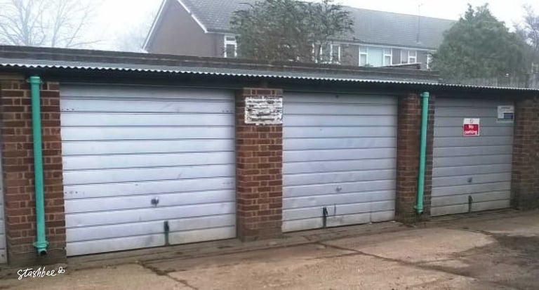 Garage to rent in Enfield (EN2) | Stashbee