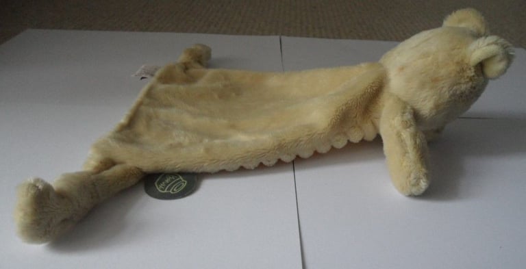 Hundred Acre Wood WINNIE-THE-POOH COMFORT BLANKET Baby Soft Toy Disney Plush Cuddly 