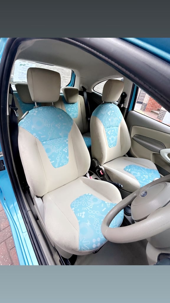 Ford, KA, Hatchback, 2010, Manual, 1242 (cc), 3 doors