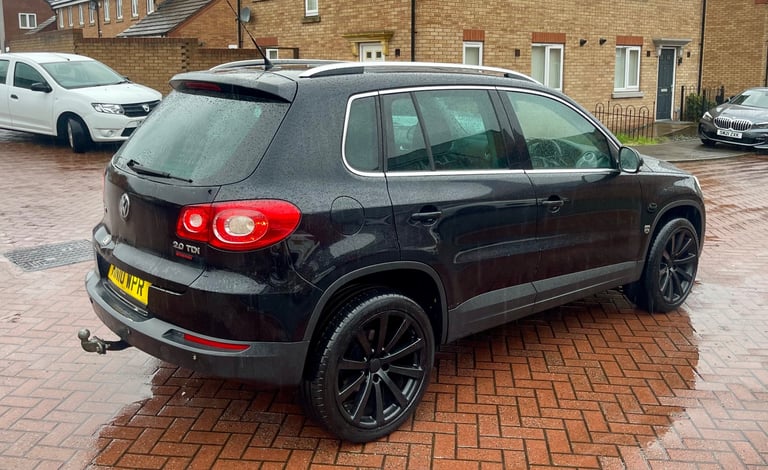 2010 Volkswagen Tiguan R Sport 4 Motion Read Add Drives Mint