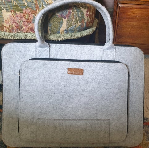 Felt laptop bag in Southside Glasgow Gumtree