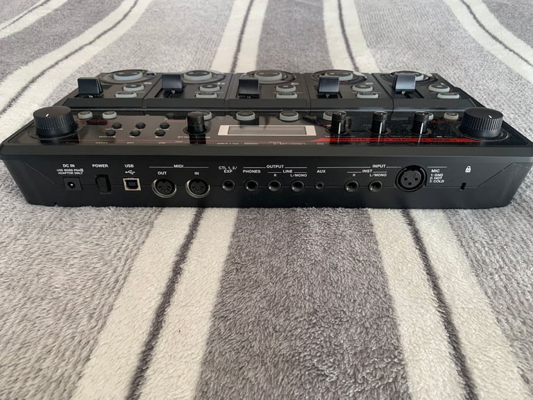 Boss RC-505 Loop Station Phrase Recorder Keyboard Effect Workstation