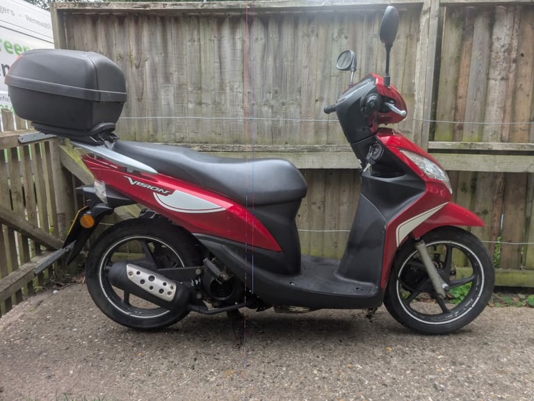 image for 2012 honda vision 50cc scooter moped ready to ride 