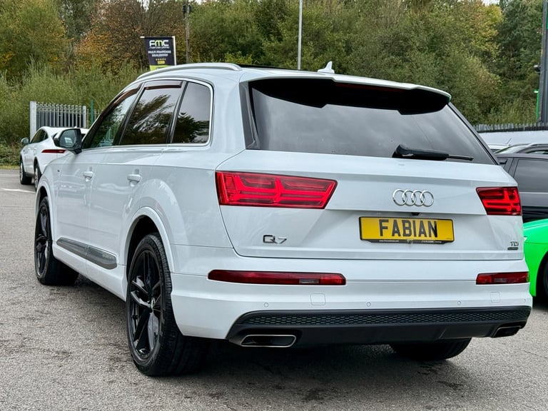 2016 Audi Q7 3.0 TDI V6 S Line Quattro **Pan Roof - Bose - Reverse Cam**