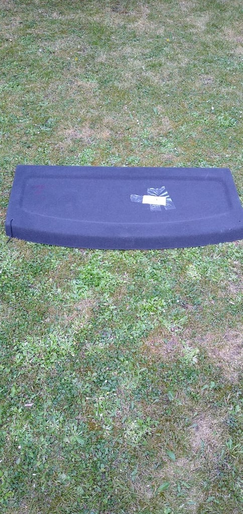 Parcel shelf and boot cover